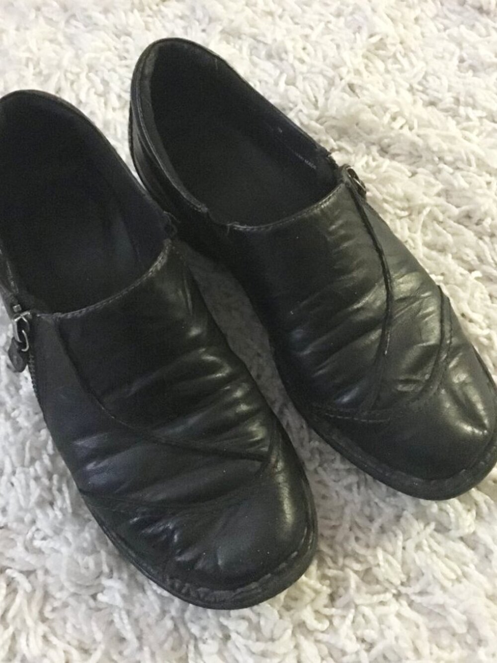 Clarks Comfort Black Leather Ortholite Side-Zip Shoes, Size 7M